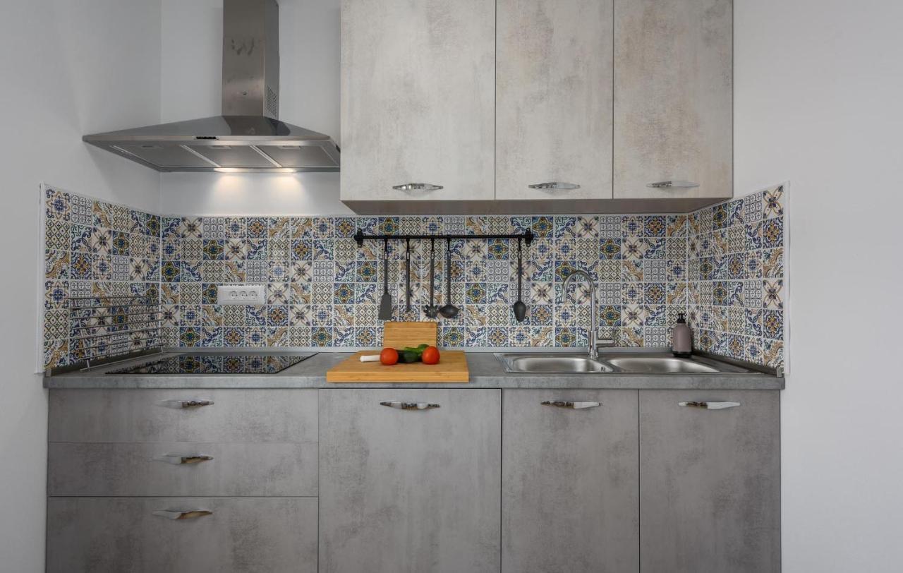 Apartmani Lucija Porec Exterior photo