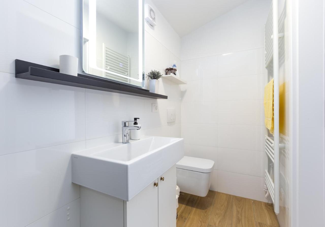 Apartmani Lucija Porec Exterior photo